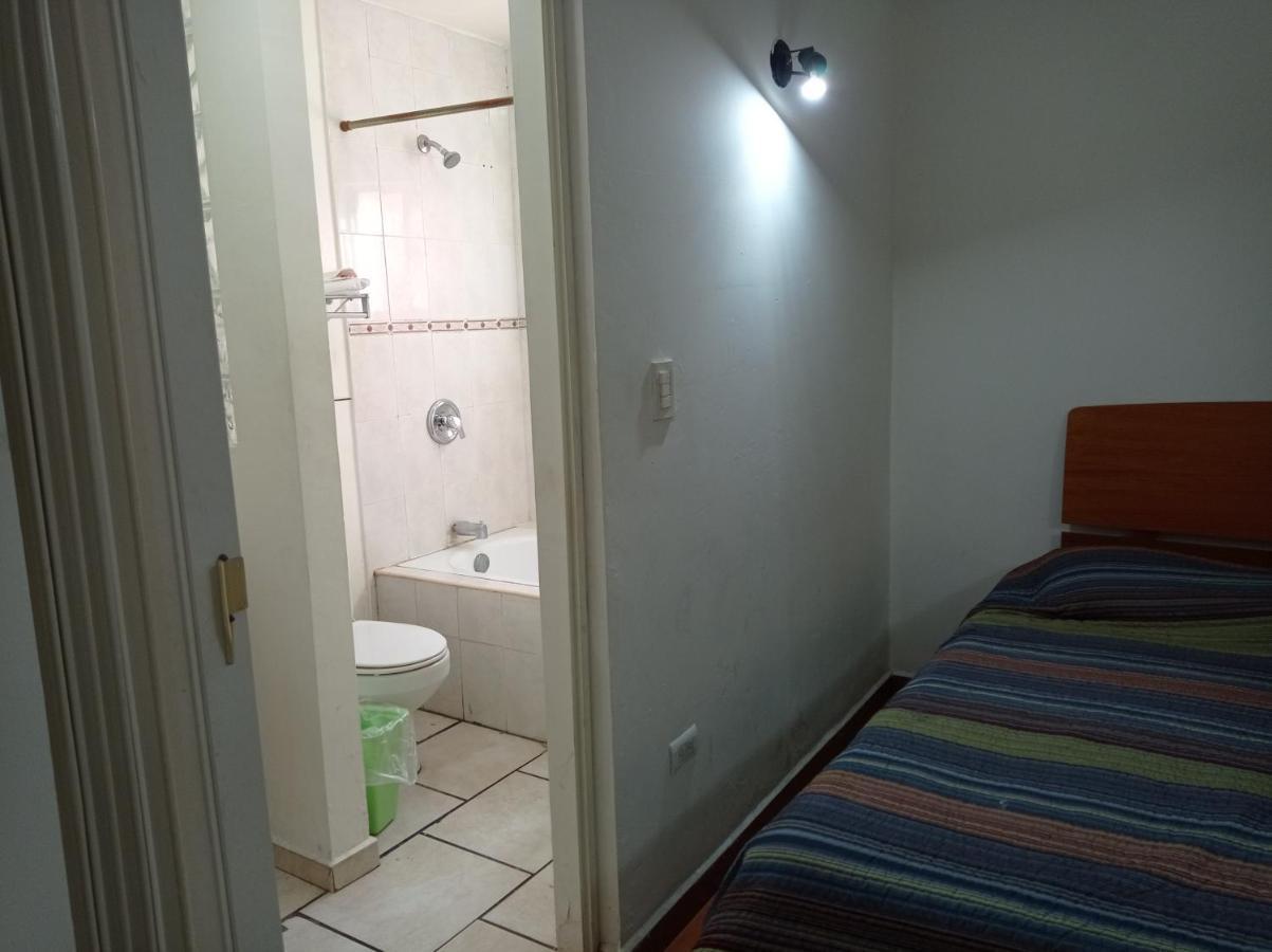 Confort Ejecutivo Suites Lindavista Guadalupe  Ngoại thất bức ảnh