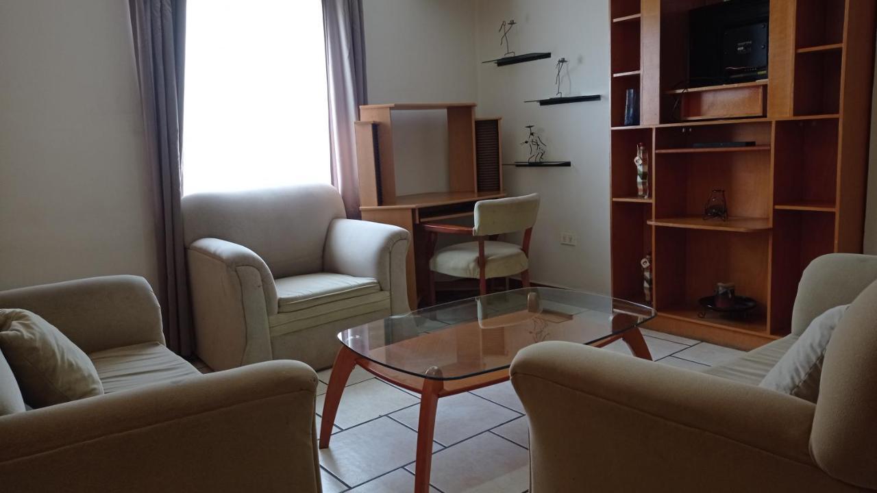 Confort Ejecutivo Suites Lindavista Guadalupe  Ngoại thất bức ảnh