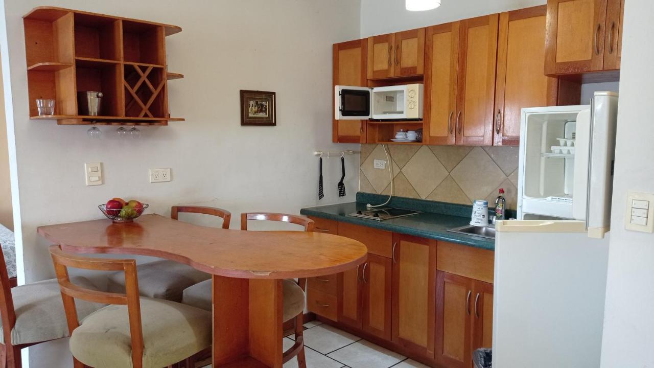 Confort Ejecutivo Suites Lindavista Guadalupe  Ngoại thất bức ảnh