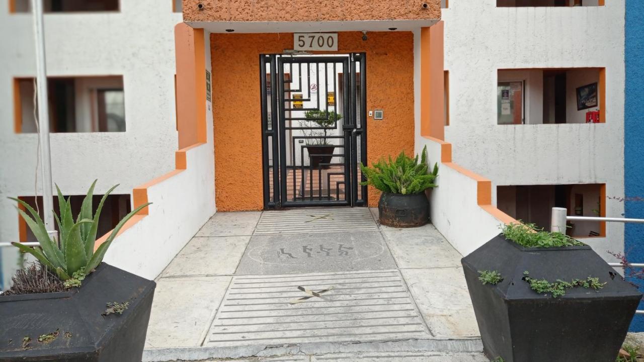 Confort Ejecutivo Suites Lindavista Guadalupe  Ngoại thất bức ảnh