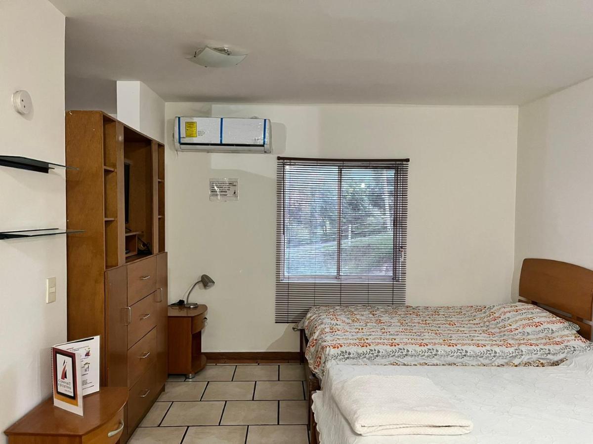 Confort Ejecutivo Suites Lindavista Guadalupe  Ngoại thất bức ảnh